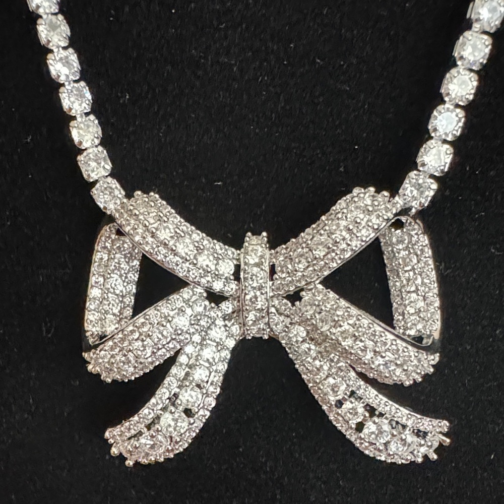 Camila Coelho Elegant Silver color Bow Necklace